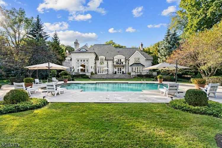 82 Mountain Ave West Orange Twp., NJ 07052