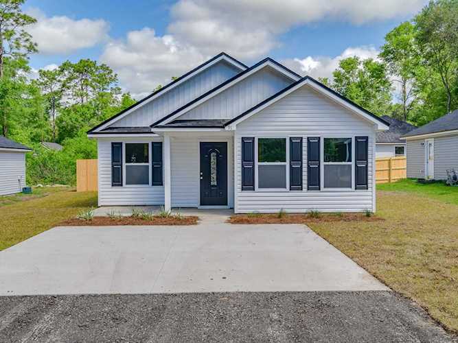 79 Tafflinger Rd Crawfordville, FL 32327 in Magnolia Gardens Photo 1