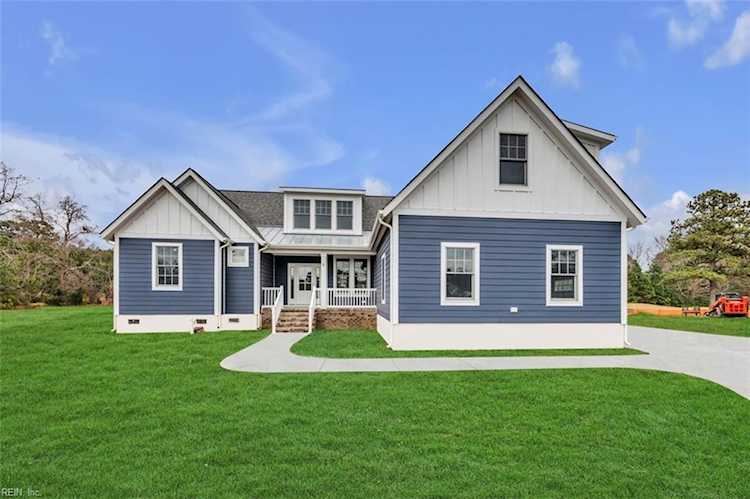 4 Martz Ct Cape Charles, VA 23310