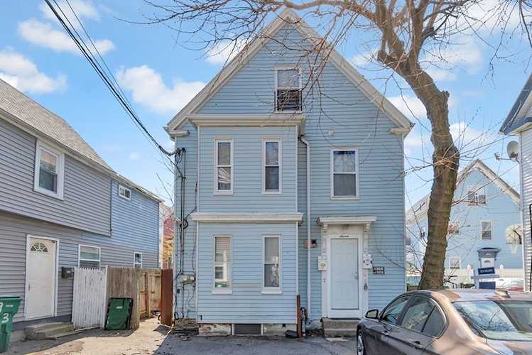 7 Lander St Lynn, MA 01902