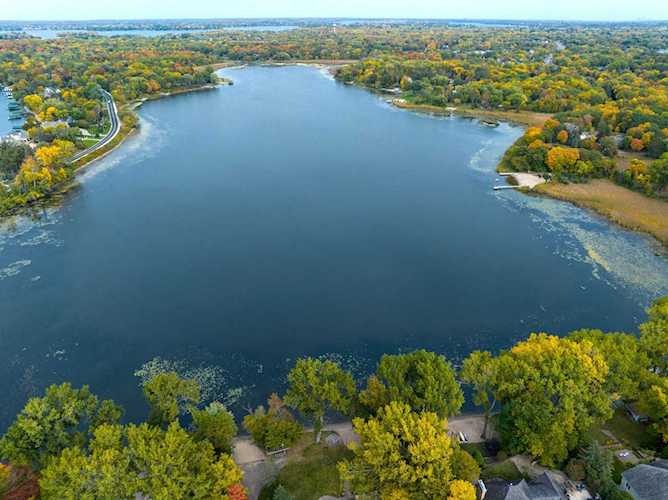 6642 Aster Trail Victoria, MN 55331