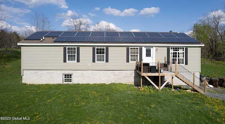 52 Stove Pipe Rd Voorheesville, NY 12186