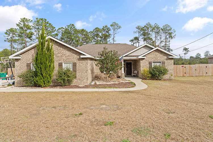 5571 Galaxy Dr Crestview, FL 32539