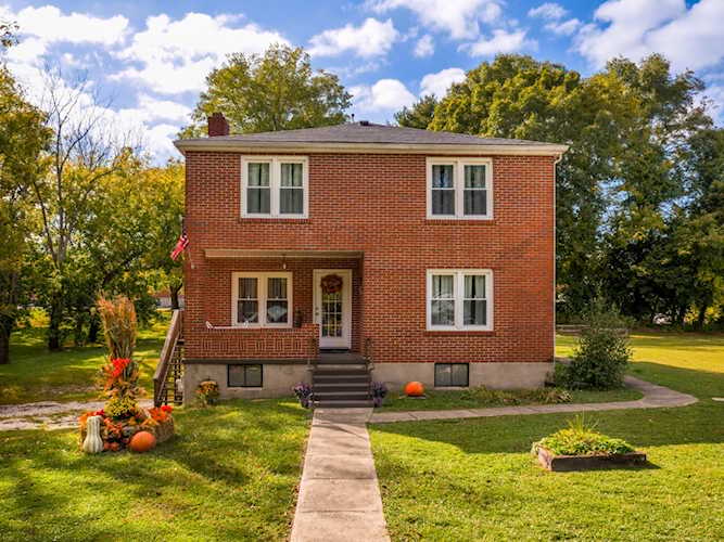 39 Morris St Stanton, KY 40380