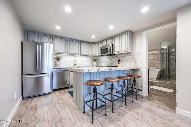 1401 Woodside Ave Park City, UT 84060
