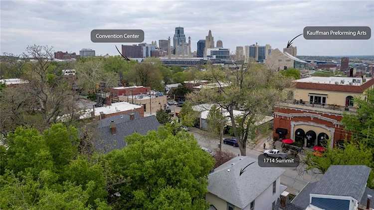 1714 Summit St Kansas City, MO 64108 | MLS 2432517 Photo 1