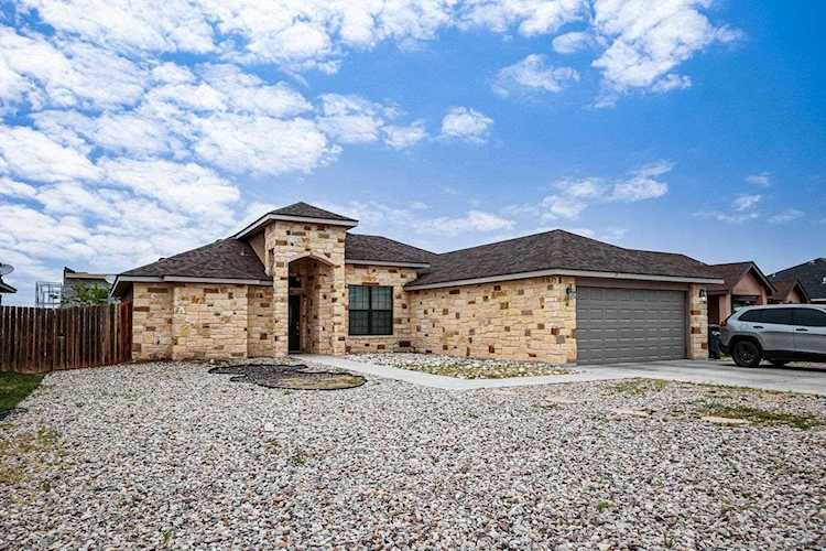17 Yvonne Del Rio, TX 78840