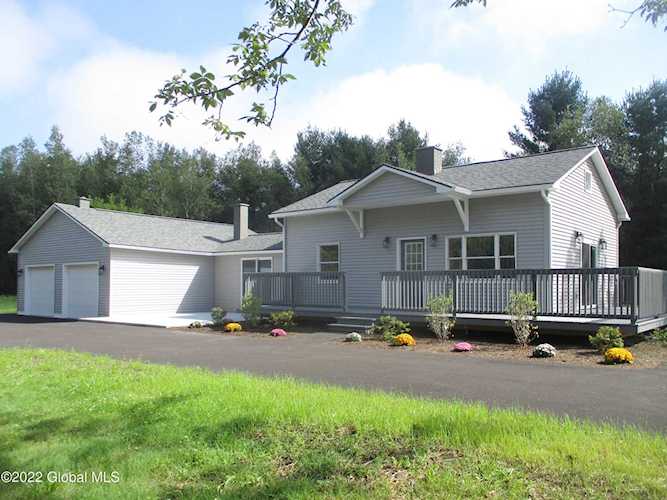 3049 Galway Rd Ballston Spa, NY 12020