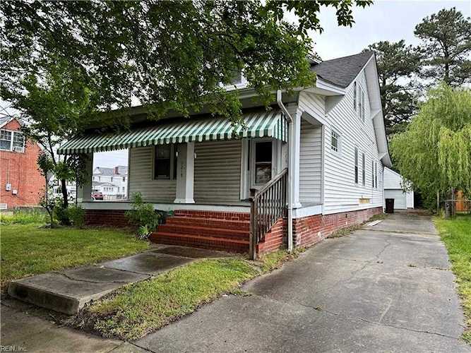 Home for sale in South Norfolk Chesapeake VA 23324 - 10484323 Photo 1