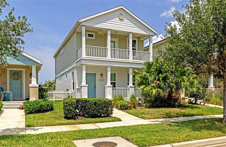 4823 Woodbrook Dr. Sarasota, FL 34243