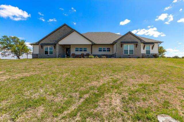 1091 County Road 1004 Glen Rose, TX 76690