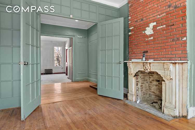 251 Bainbridge St Brooklyn, NY 11233