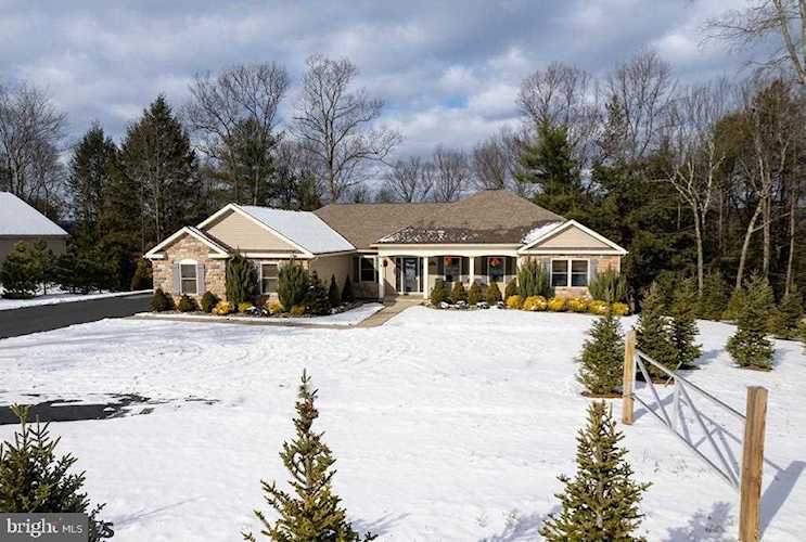 515 Johns Dr Clearfield, PA 16830