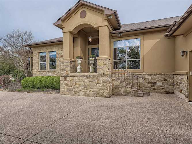 17109 Northlake Hills DR Jonestown, TX 78645