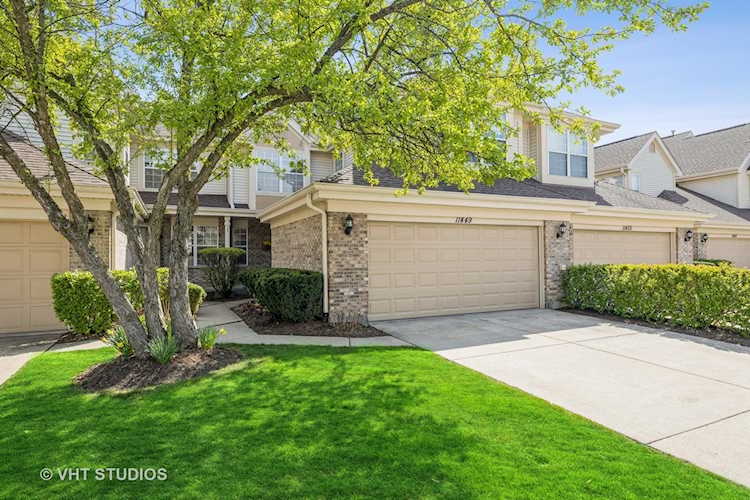 11449 Prescott Ln Westchester, IL 60154