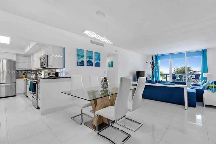 3801 S Ocean Dr #4M Hollywood, FL 33019