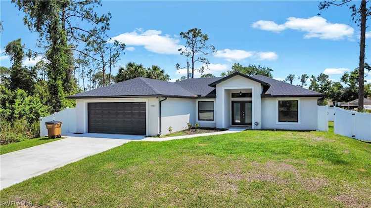 5011 W 3rd St Lehigh Acres, FL 33971 | MLS 223029575 Photo 1