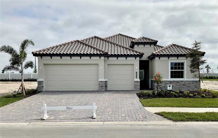 Casella Group - Top Ranked LWR and Sarasota Realtors Photo 1
