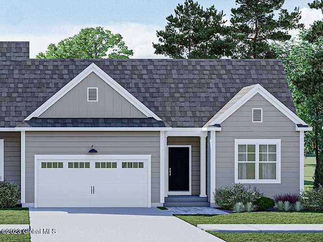 28 Wiggins Dr Ballston Spa, NY 12020