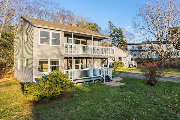 22 Pier Rd Kennebunkport, ME 04046
