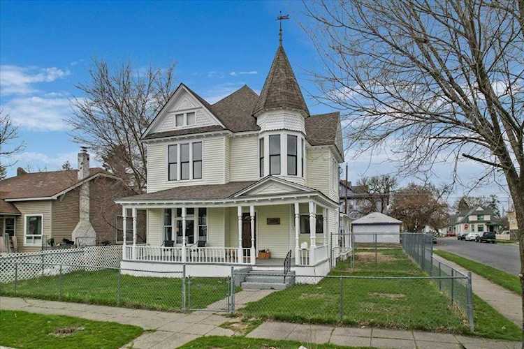 2004 W College Ave Spokane, WA 99201