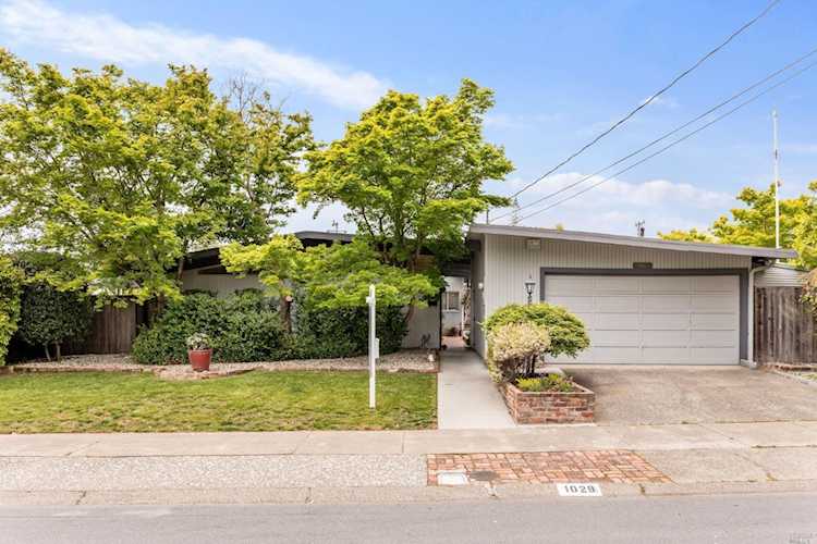 1029 Las Gallinas Avenue San Rafael, CA 94903