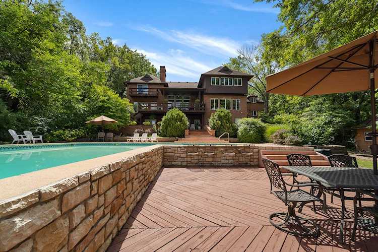 7273 S Hidden Pond LN Columbia, MO 65203