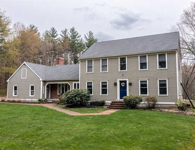 335 Marshall St Paxton, MA 01612
