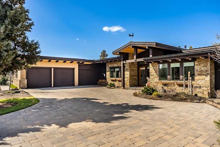 23116 Switchback Ct Bend, OR 97701