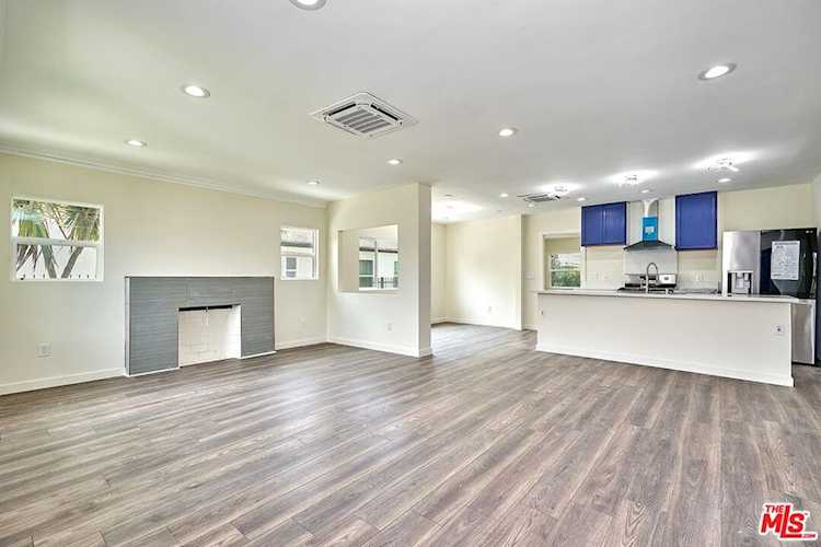 811 N Kenmore Ave Los Angeles, CA 90029