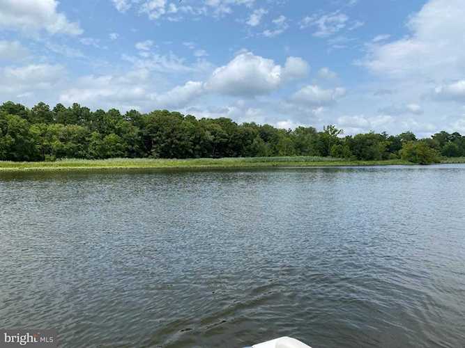 1412 Bell Island Trl Salisbury, MD 21801