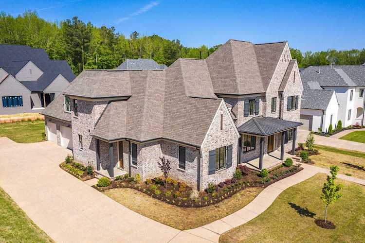 2487 Allelon Bend Ln Germantown, TN 38138 | MLS 10132334 Photo 1