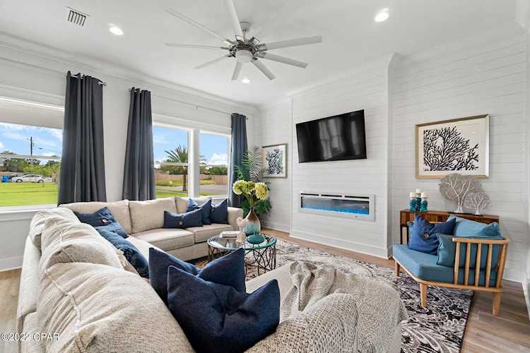 262 N Wells St Panama City Beach, FL 32413
