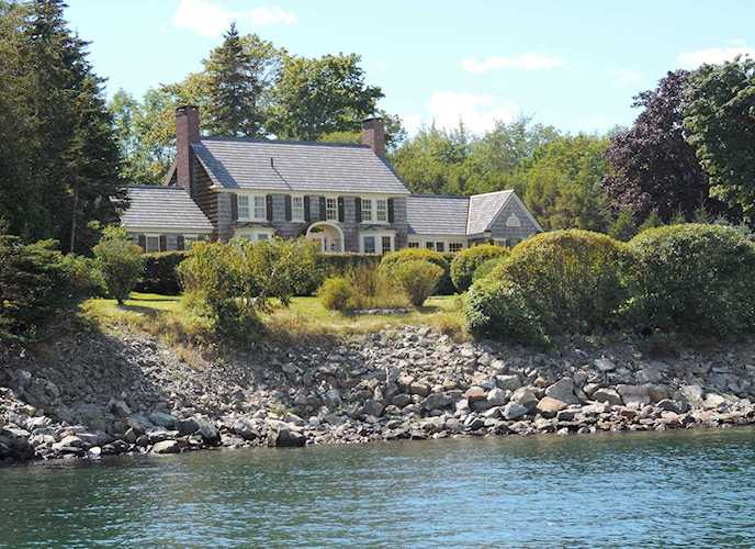 24 Shore Rd Southwest Harbor, ME 04679