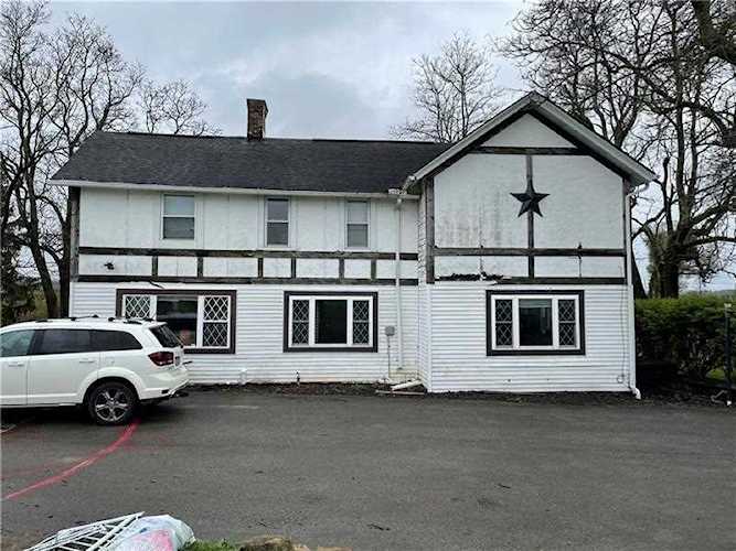 155 Harper Rd Chicora Butler PA 16025 378,000
