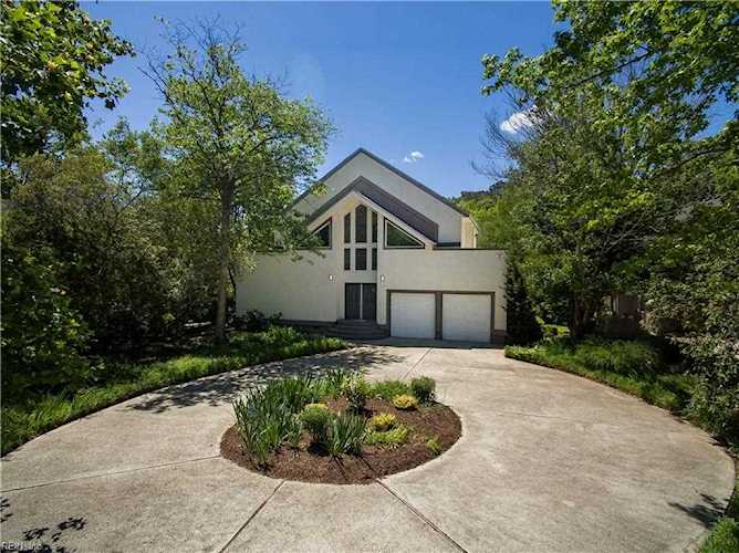 748 Virginia Dare Dr Virginia Beach, VA 23451