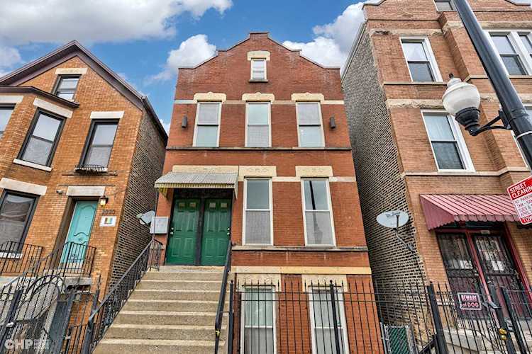 2016 W 18th St #2 Chicago, IL 60608 | MLS 11773933 Photo 1