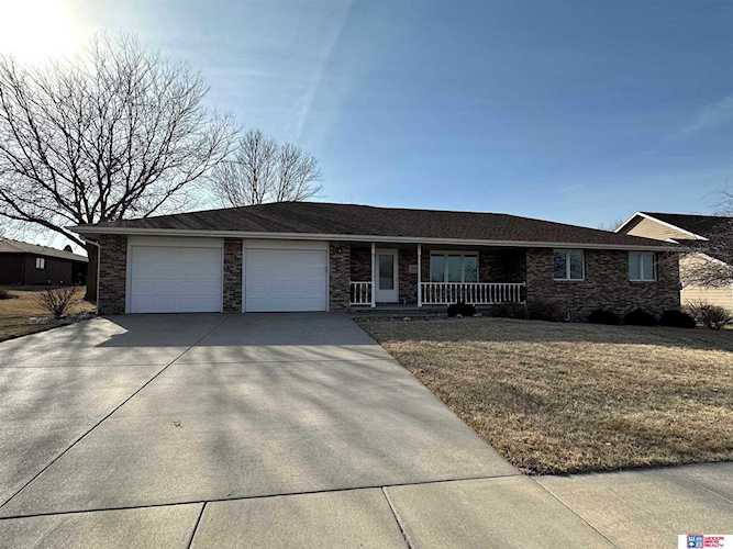 1833 Rainbow Ave Seward, NE 68434 | MLS 22305043 Photo 1