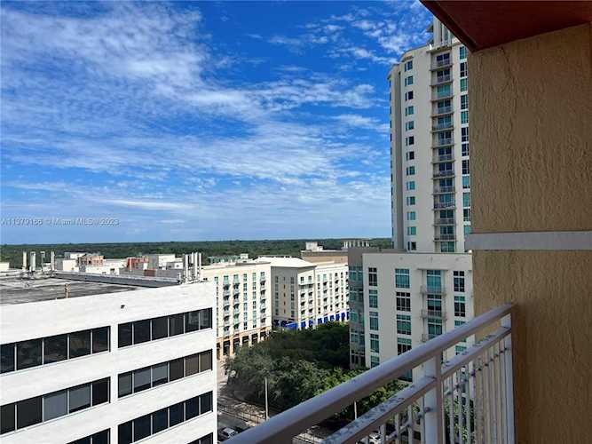 7350 SW 89th St #1201S Miami, FL 33156