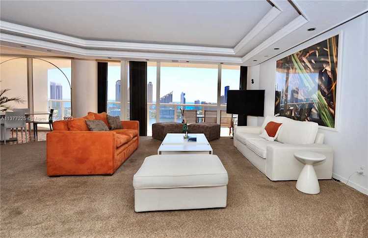 4000 Island Bl #2701 Aventura, FL 33160