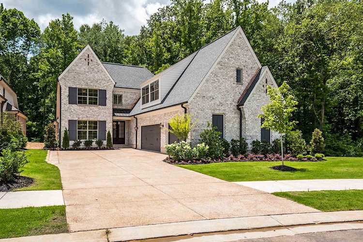 505 Saunders Creek Cir Rossville, TN 38066