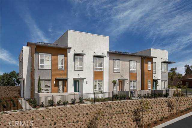 1066 Kendale Way Vista, CA 92081
