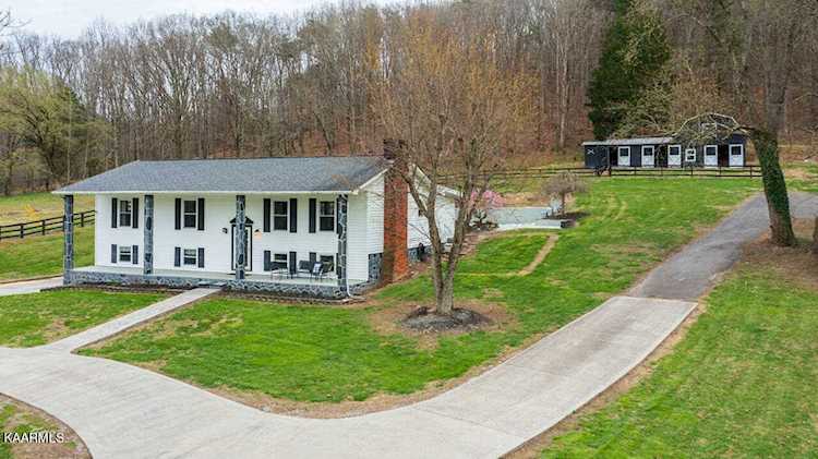 236 Strader Rd Powell, TN 37849