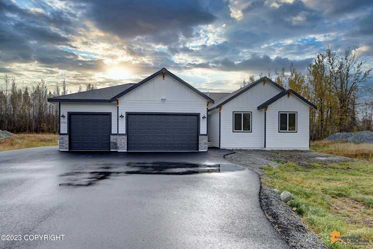 11760 E Apple Circle Palmer, AK 99645