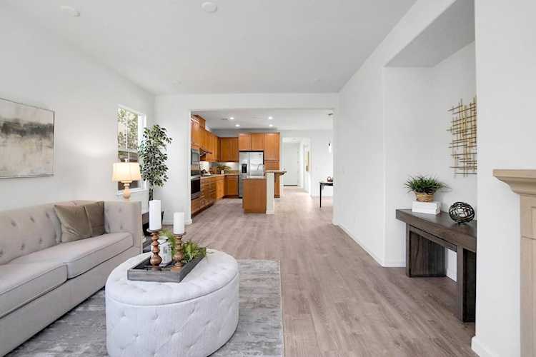 487 West Las Brisas Drive Mountain House, CA 95391