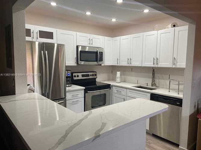 563 Saxony L #563 Delray Beach, FL 33446