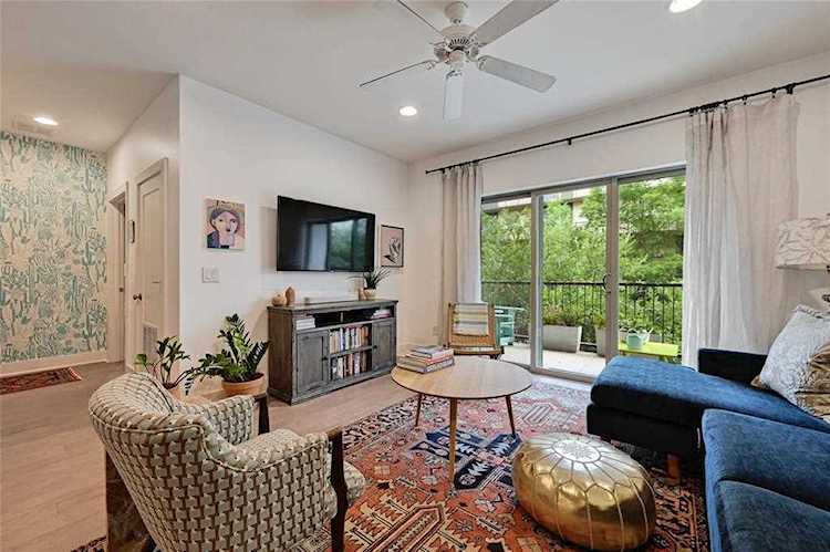 908 Nueces ST #26 Austin, TX 78701