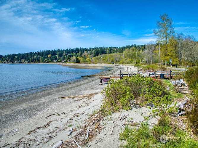 4552 Point White Dr NE #A&B Bainbridge Island, WA 98110