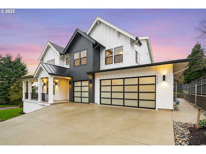 8010 NE 168th AVE Vancouver, WA 98682