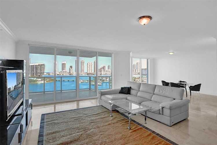 3201 NE 183rd St Aventura, FL 33160
